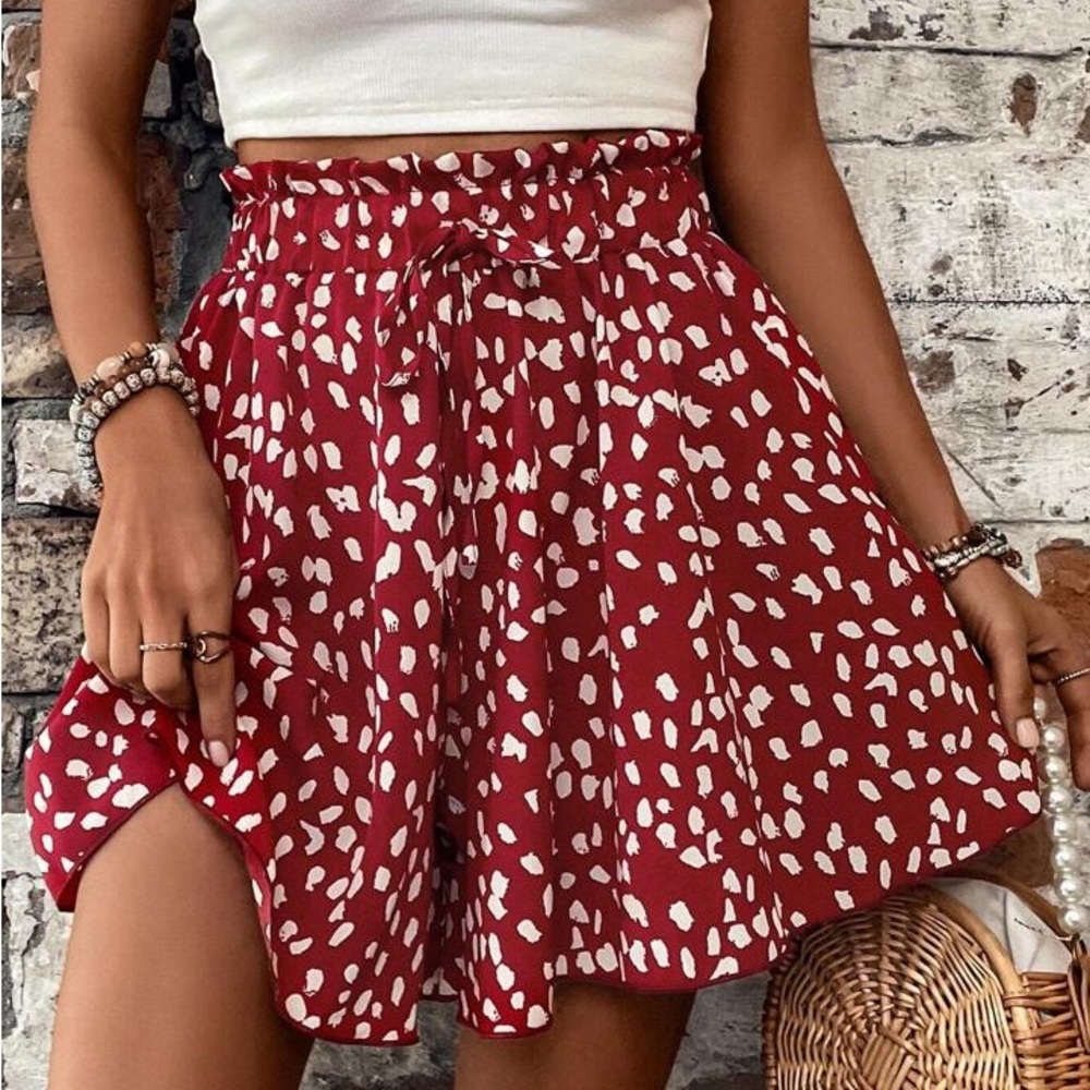 H&M High-Waisted Parachute Shorts